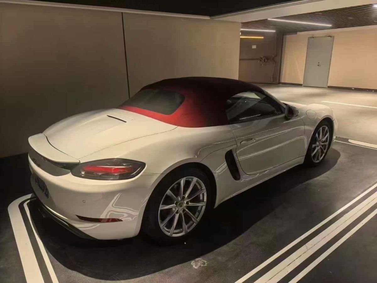 保時(shí)捷 718  2021款 Boxster 2.5T 25周年紀(jì)念版圖片