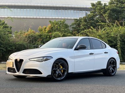 2020年12月 阿爾法·羅密歐 Giulia 2.0T 280HP 豪華版圖片