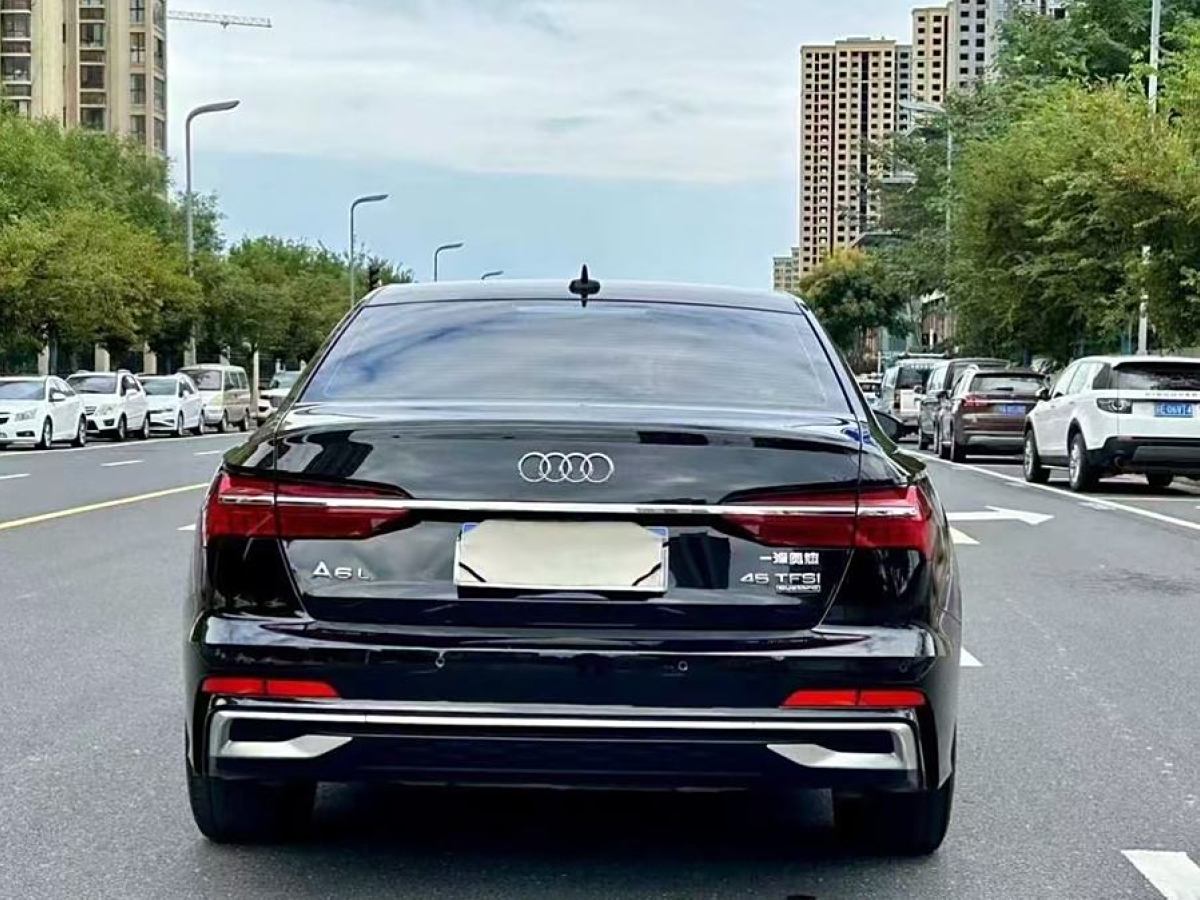 奧迪 奧迪A6L  2023款 改款 45 TFSI quattro 臻選動感型圖片