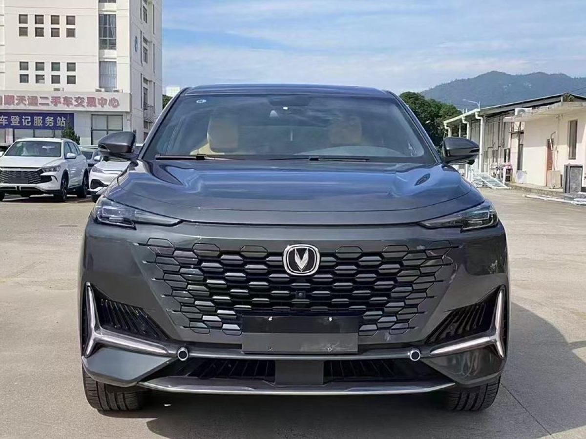 長(zhǎng)安 長(zhǎng)安UNI-K  2021款 2.0T 卓越型圖片