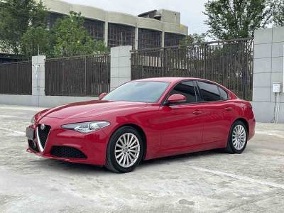 2018年9月 阿尔法·罗密欧 Giulia 2.0T 200HP 精英版图片