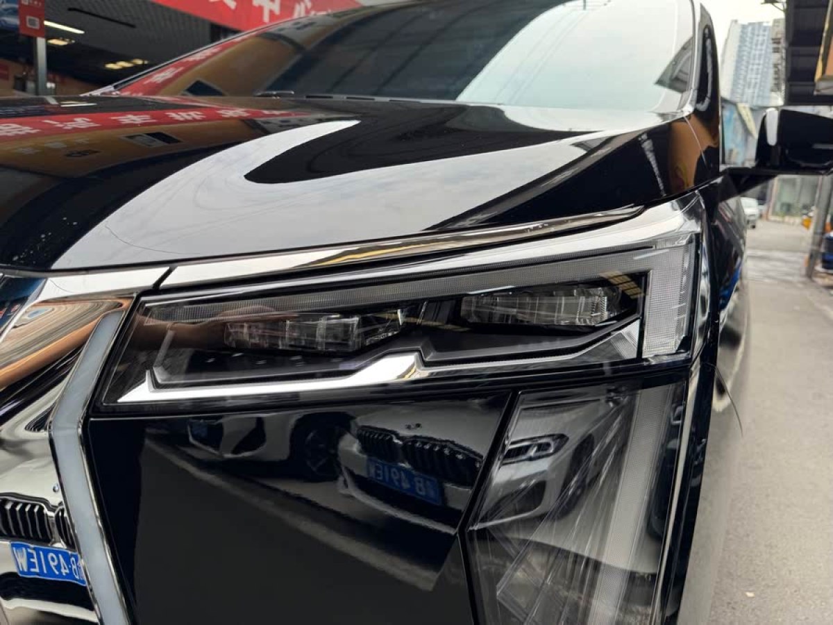 廣汽傳祺 M8  2025款 宗師系列 超級(jí)混動(dòng)版圖片