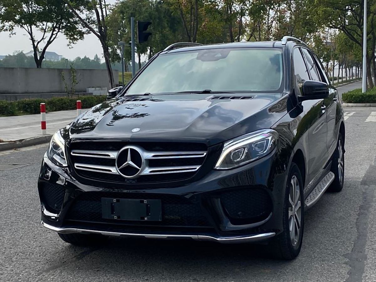 奔馳 奔馳GLE  2016款 GLE 320 4MATIC 動(dòng)感型圖片