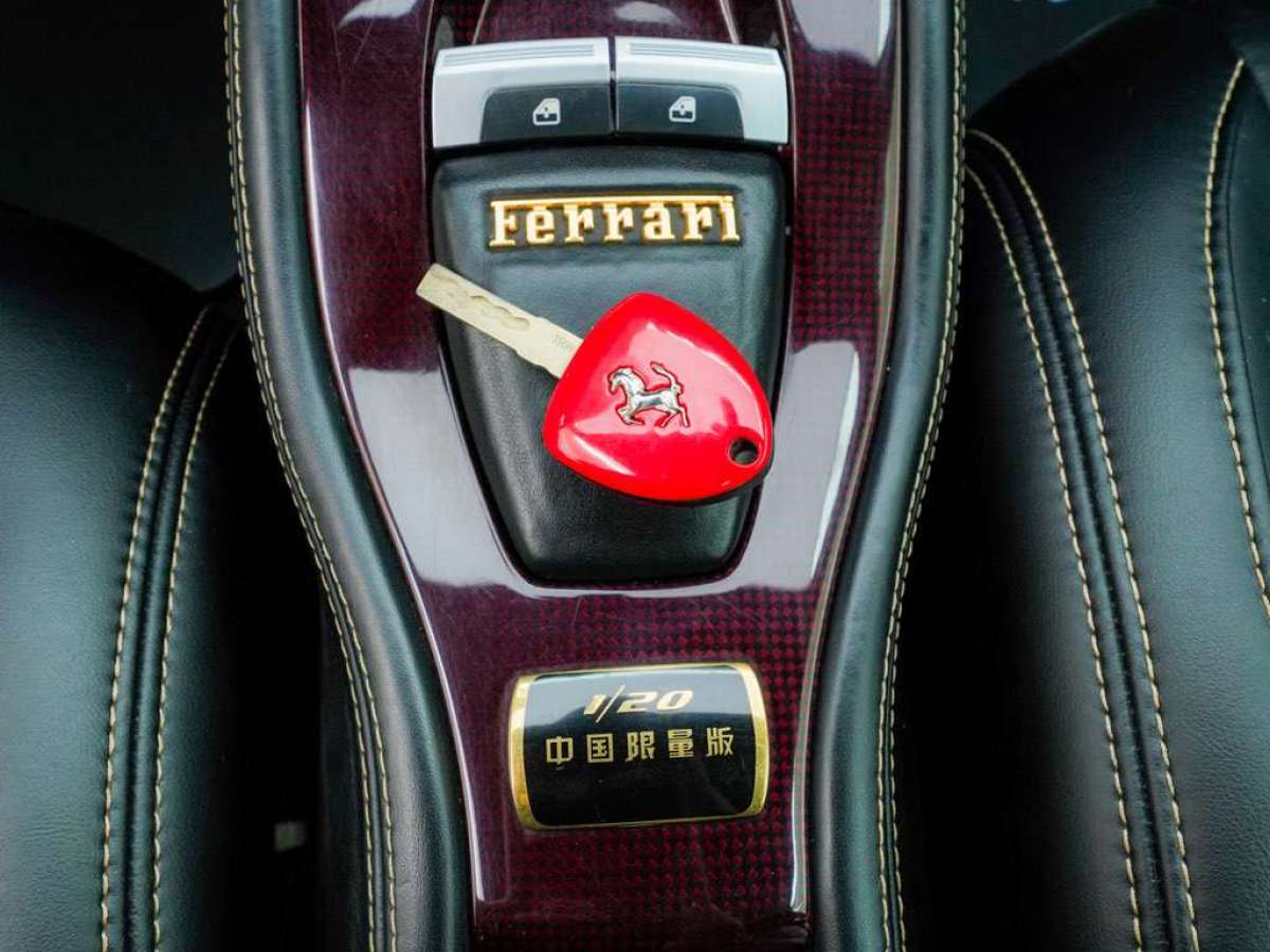 法拉利 458  2012款 4.5L Italia 中国限量版图片