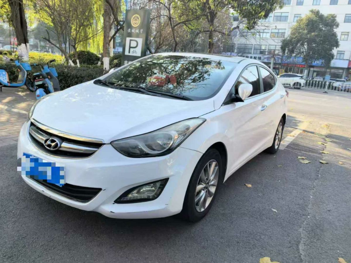 現(xiàn)代 朗動  2015款 1.6L 手動時尚型圖片