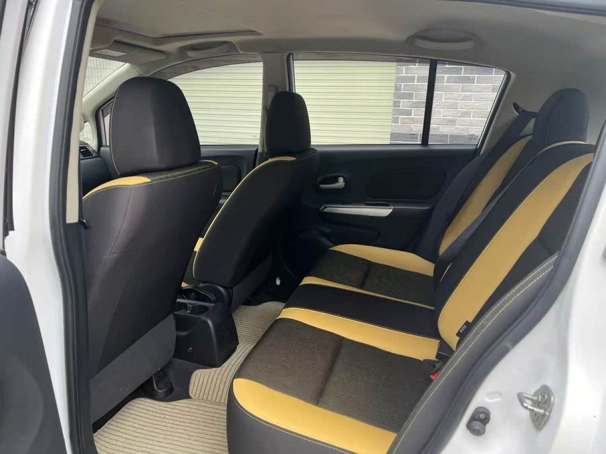 啟辰 R50X  2013款 1.6L 自動(dòng)版圖片
