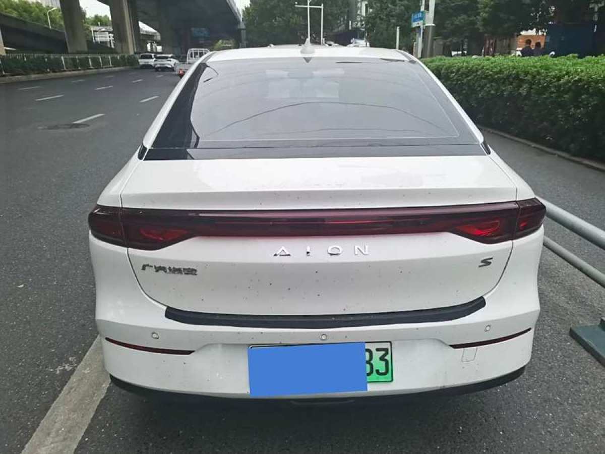 埃安 AION S  2023款 炫 580 55.2kWh 磷酸鐵鋰圖片