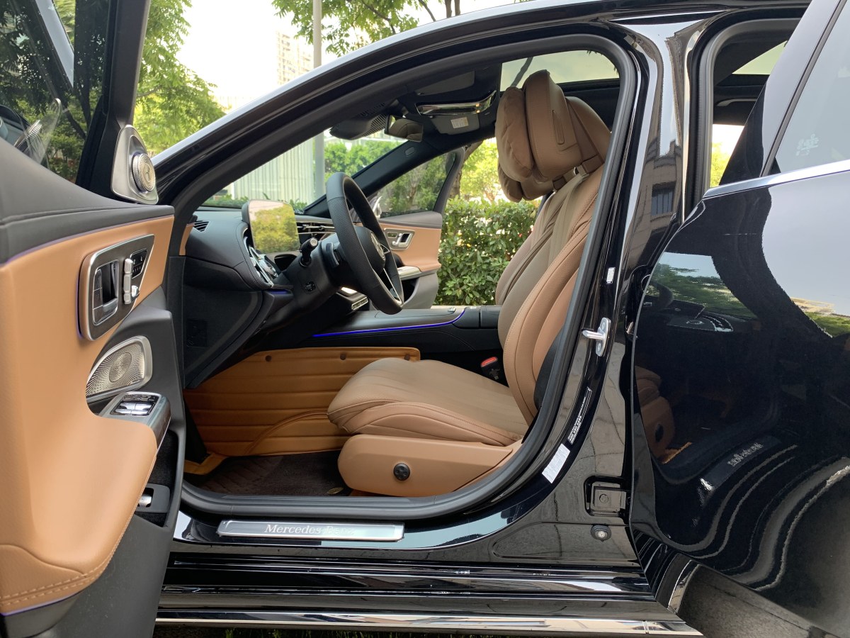 奔馳 奔馳E級  2019款 改款 E 300 L 豪華型圖片