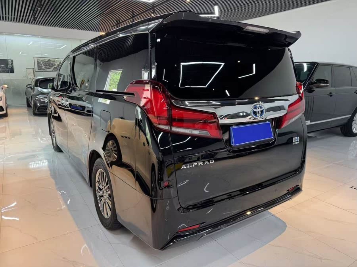豐田 埃爾法  2021款 雙擎 2.5L 豪華版圖片
