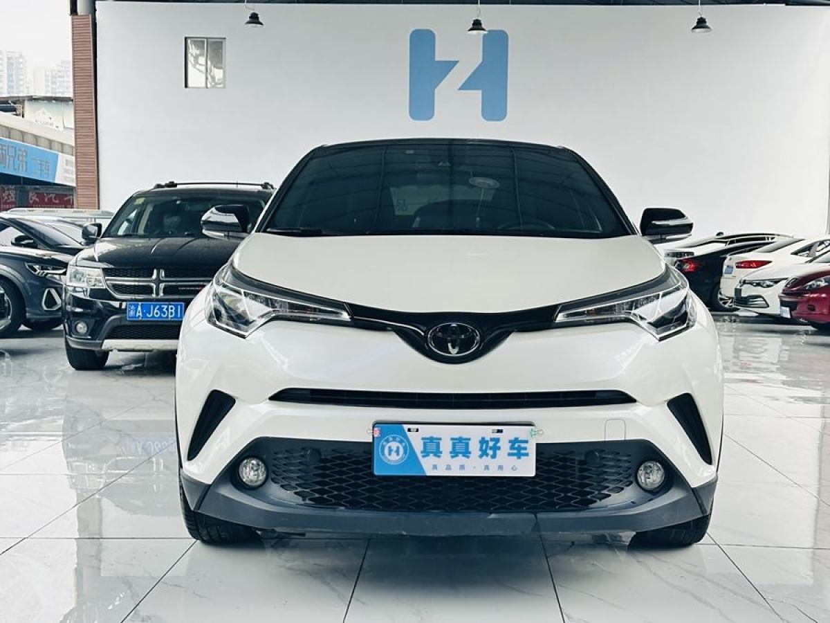 豐田 C-HR  2018款 2.0L 領(lǐng)先版 國(guó)VI圖片