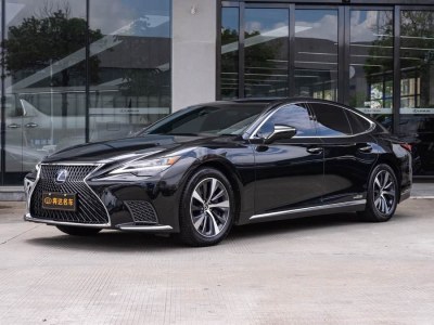 2021年3月 雷克薩斯 LS 500h 卓越版圖片