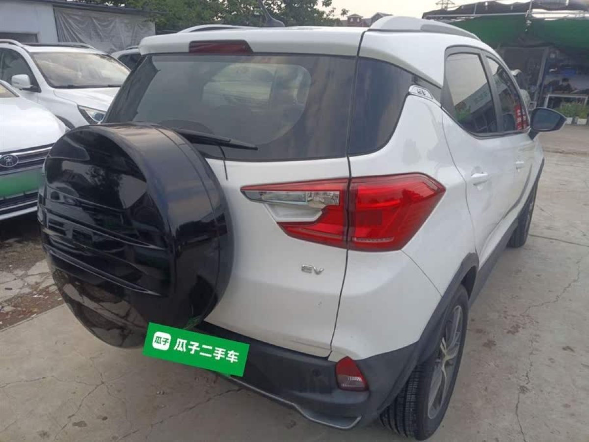 比亞迪 元新能源  2019款 EV535 高能領(lǐng)航版圖片