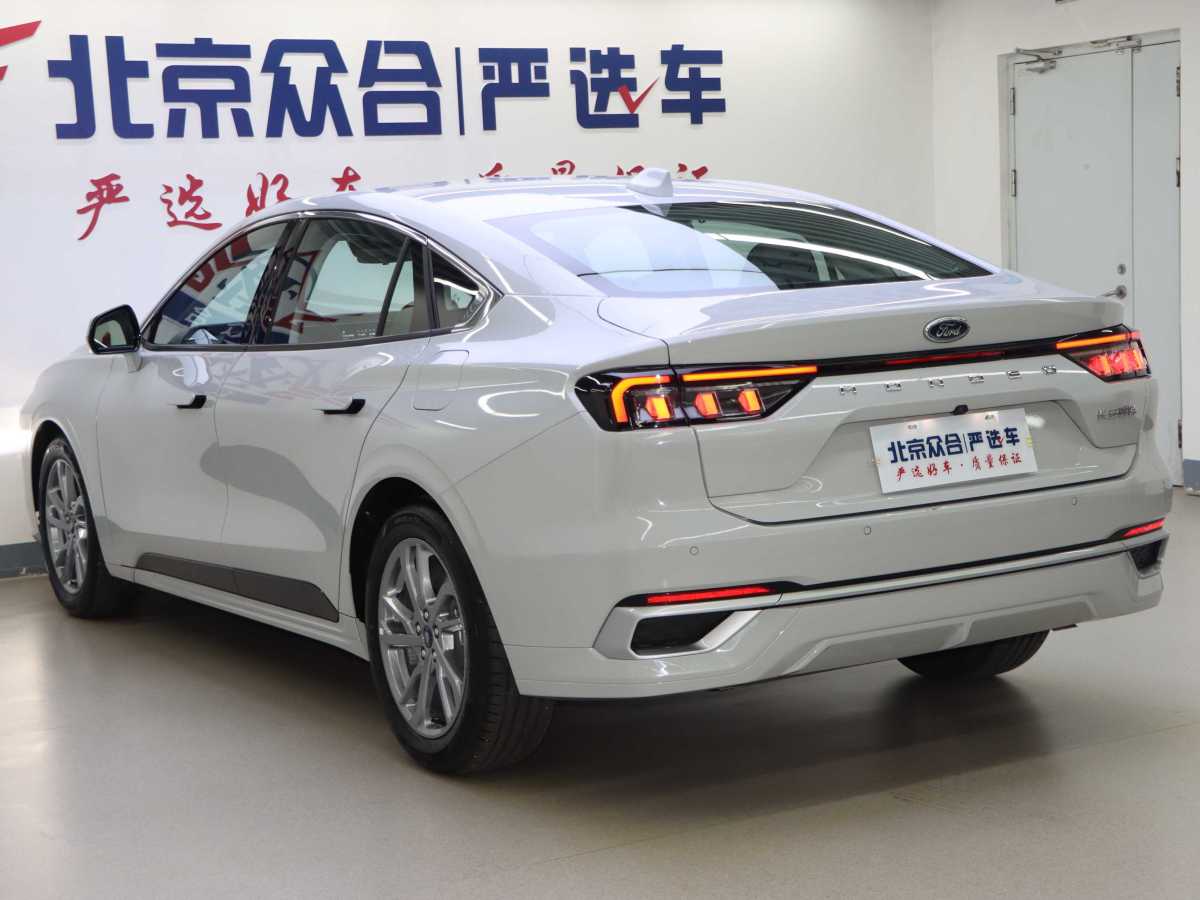 福特 蒙迪欧  2023款 EcoBoost 180 豪华型图片