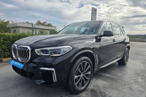 宝马X5 宝马 改款 xDrive 30Li 尊享型M运动套装