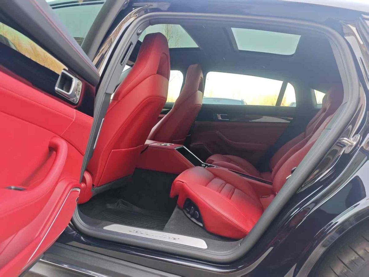 保時(shí)捷 Panamera  2023款 Panamera 行政加長(zhǎng)版 2.9T圖片