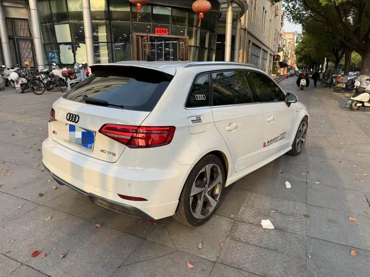 奧迪 奧迪A3  2019款 Sportback 40 TFSI 運(yùn)動(dòng)型 國(guó)V圖片