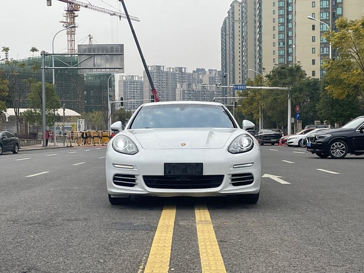 保時(shí)捷 Panamera  2014款 Panamera 4 Executive 3.0T圖片