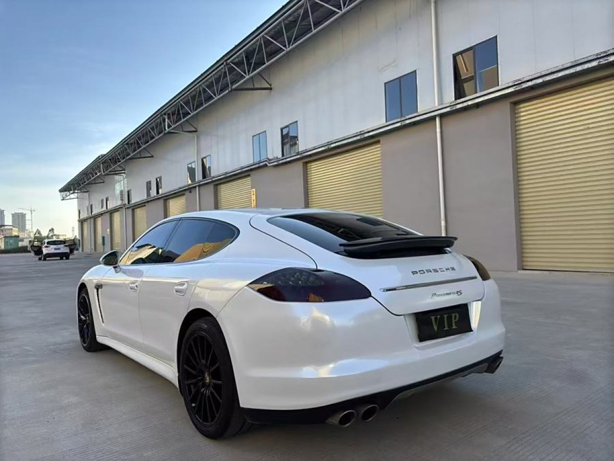 2011年9月保時捷 Panamera  2010款 Panamera 4 3.6L