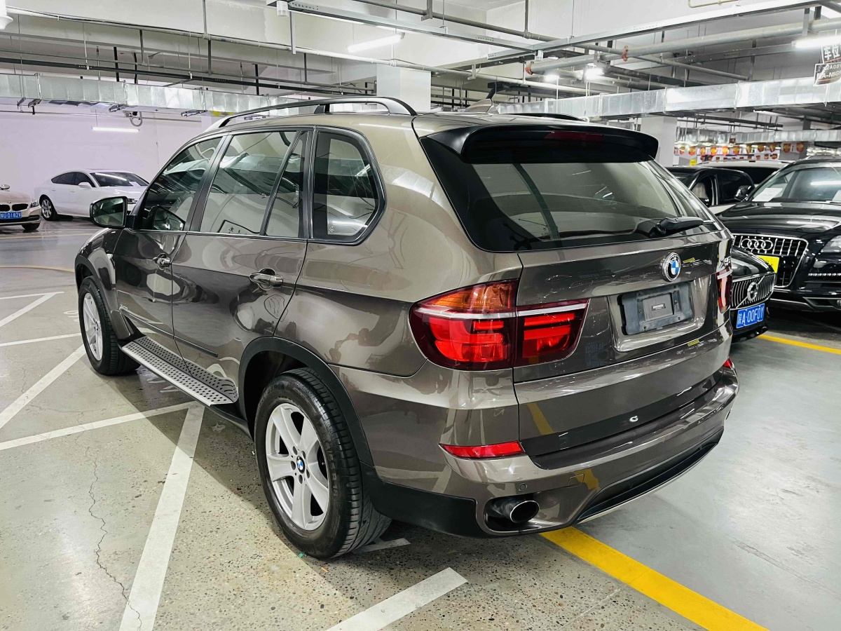 寶馬 寶馬X5  2011款 xDrive35i 領(lǐng)先型圖片