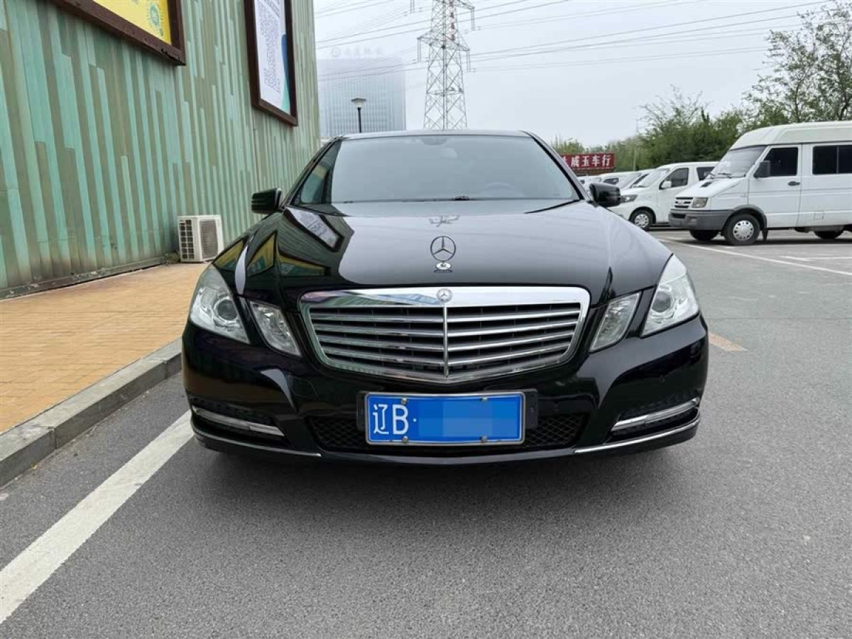 奔馳 奔馳E級  2013款 E 260 L CGI優(yōu)雅型圖片