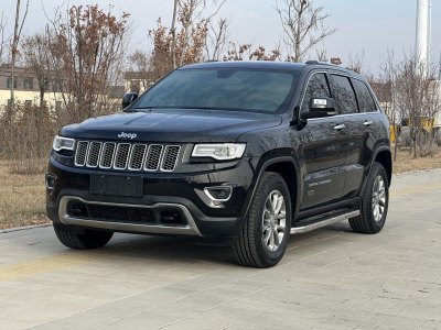 2017年4月 Jeep 大切諾基(進(jìn)口) 3.0L 舒享導(dǎo)航版圖片