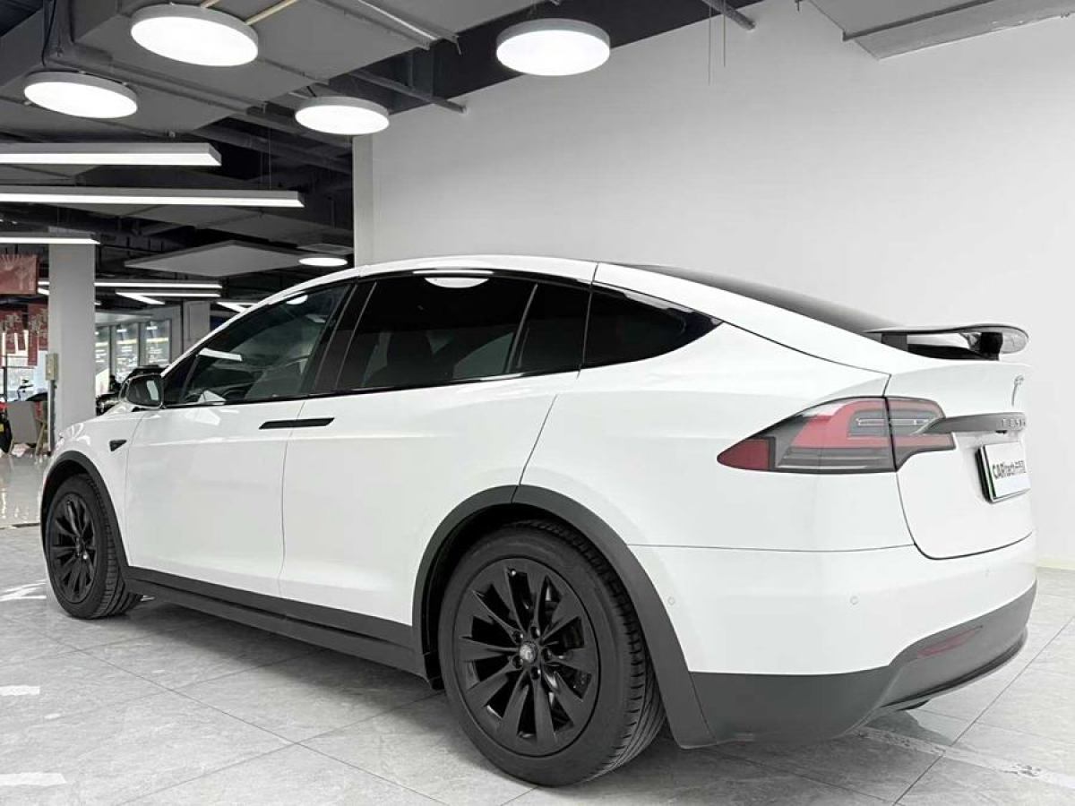 特斯拉 Model X  2016款 Model X 75D圖片