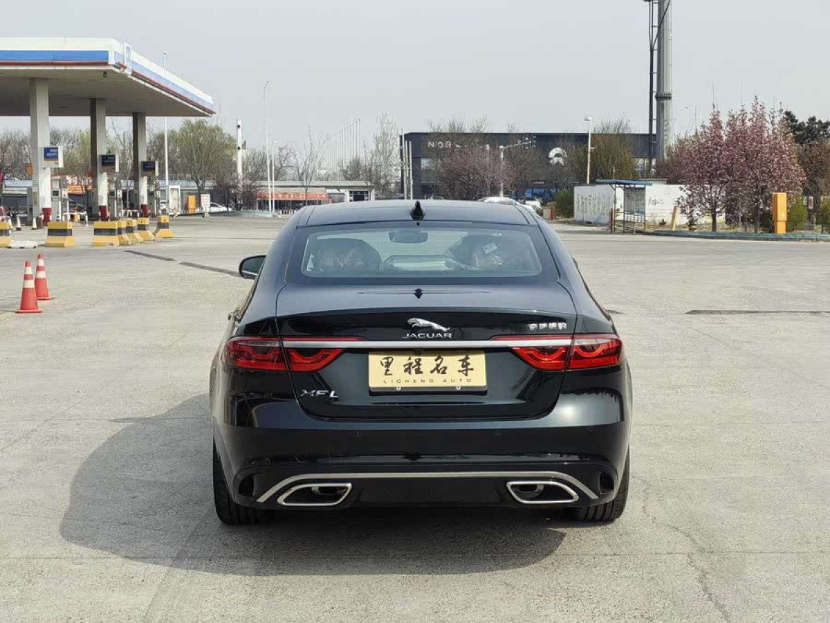 捷豹 XFL  2024款 2.0T P250 兩驅(qū)尊享豪華版圖片