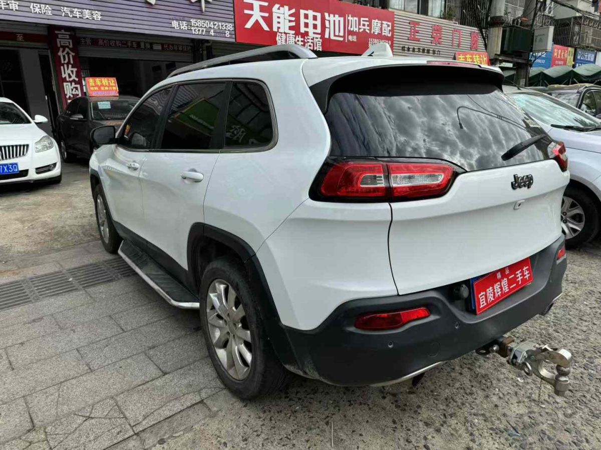 Jeep 自由光  2015款 2.4L 精英版圖片