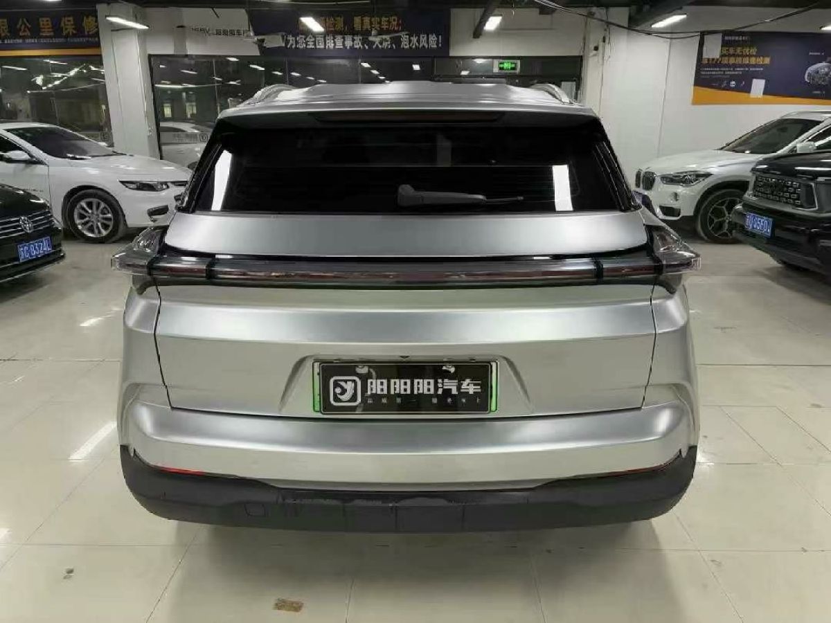哪吒 哪吒U  2021款 Pro 400 尊享駕馭版圖片