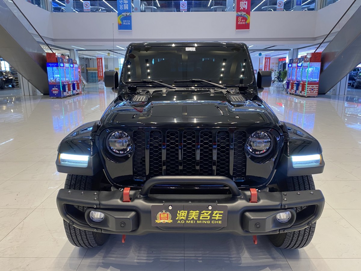 2023年4月Jeep 角斗士  2022款 3.6L 先行版