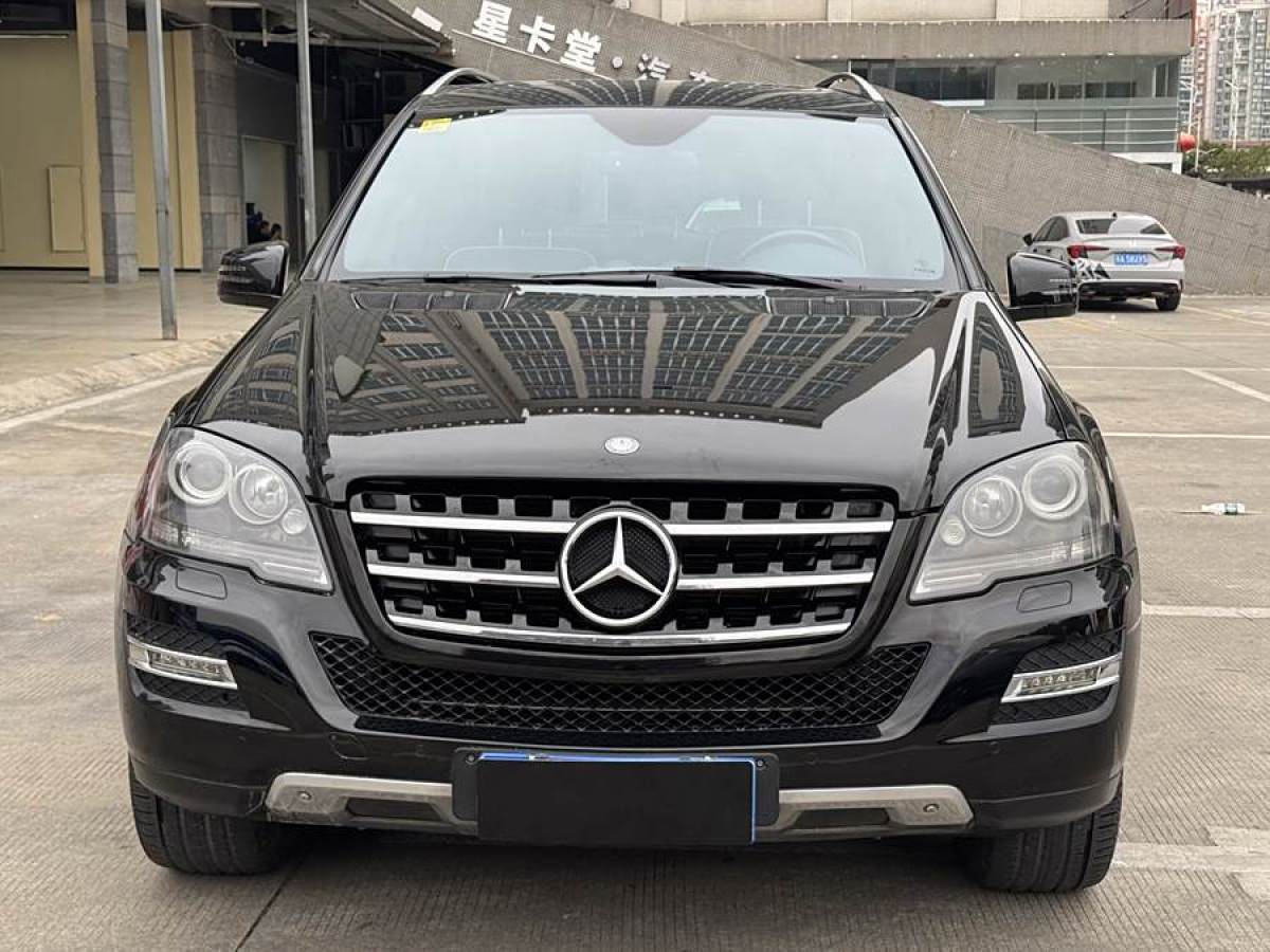 奔馳 奔馳M級(jí)  2012款 ML 350 豪華型圖片