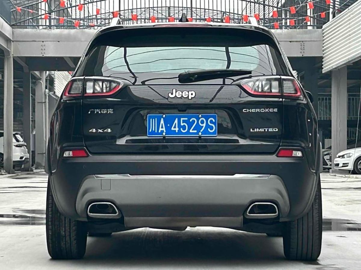 2020年1月Jeep 自由光  2019款 2.0T 四驅(qū)探享版 國VI