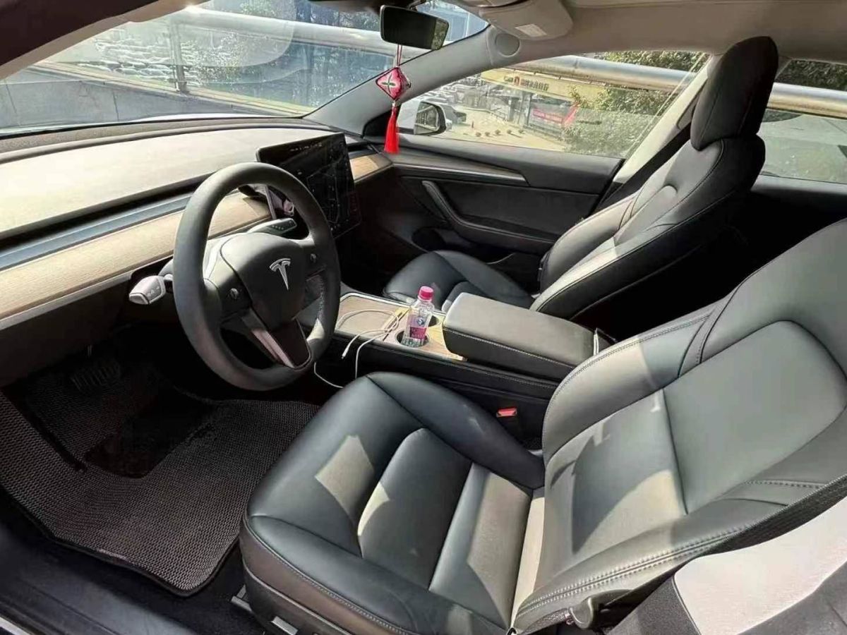 特斯拉 Model S  2021款 Plaid Plus 版圖片