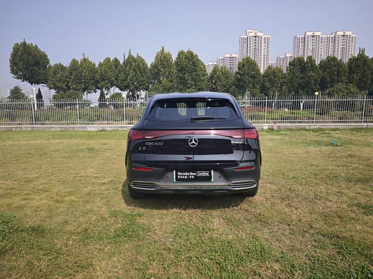 2024年6月奔馳 奔馳EQE SUV  2024款 350 4MATIC 豪華版