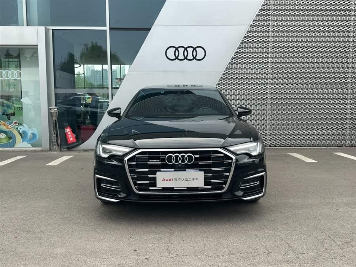 奧迪 奧迪A6L  2023款 改款 45 TFSI quattro 臻選動(dòng)感型圖片