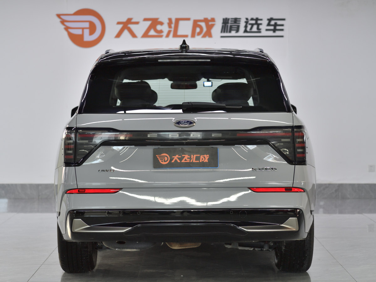 福特 銳界  2023款 銳界L 2.0T EcoBoost 四驅(qū)七座至尊型圖片