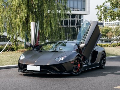 2017年12月 蘭博基尼 Aventador Aventador S Roadster圖片