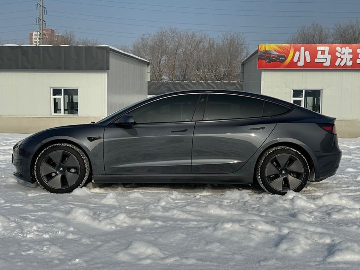 特斯拉 Model Y  2022款 改款 后輪驅(qū)動(dòng)版圖片