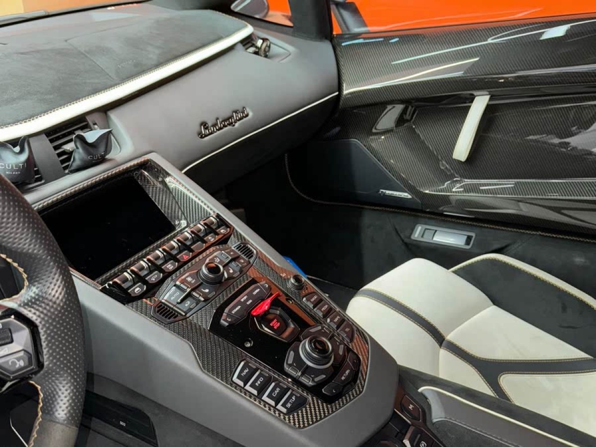 蘭博基尼 Aventador  2019款 Aventador SVJ Roadster圖片