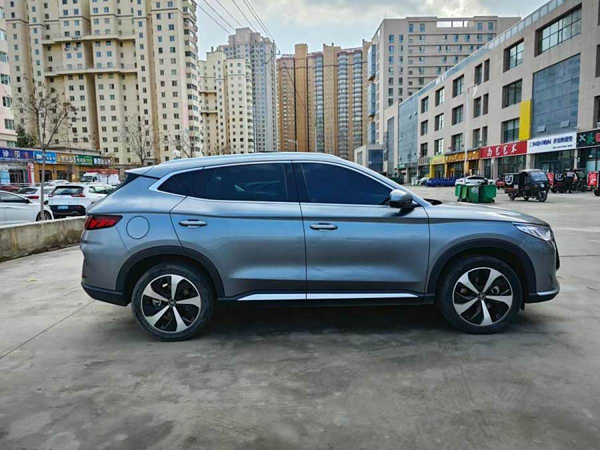 比亞迪 宋PLUS新能源  2021款 DM-i 51KM 尊貴型圖片