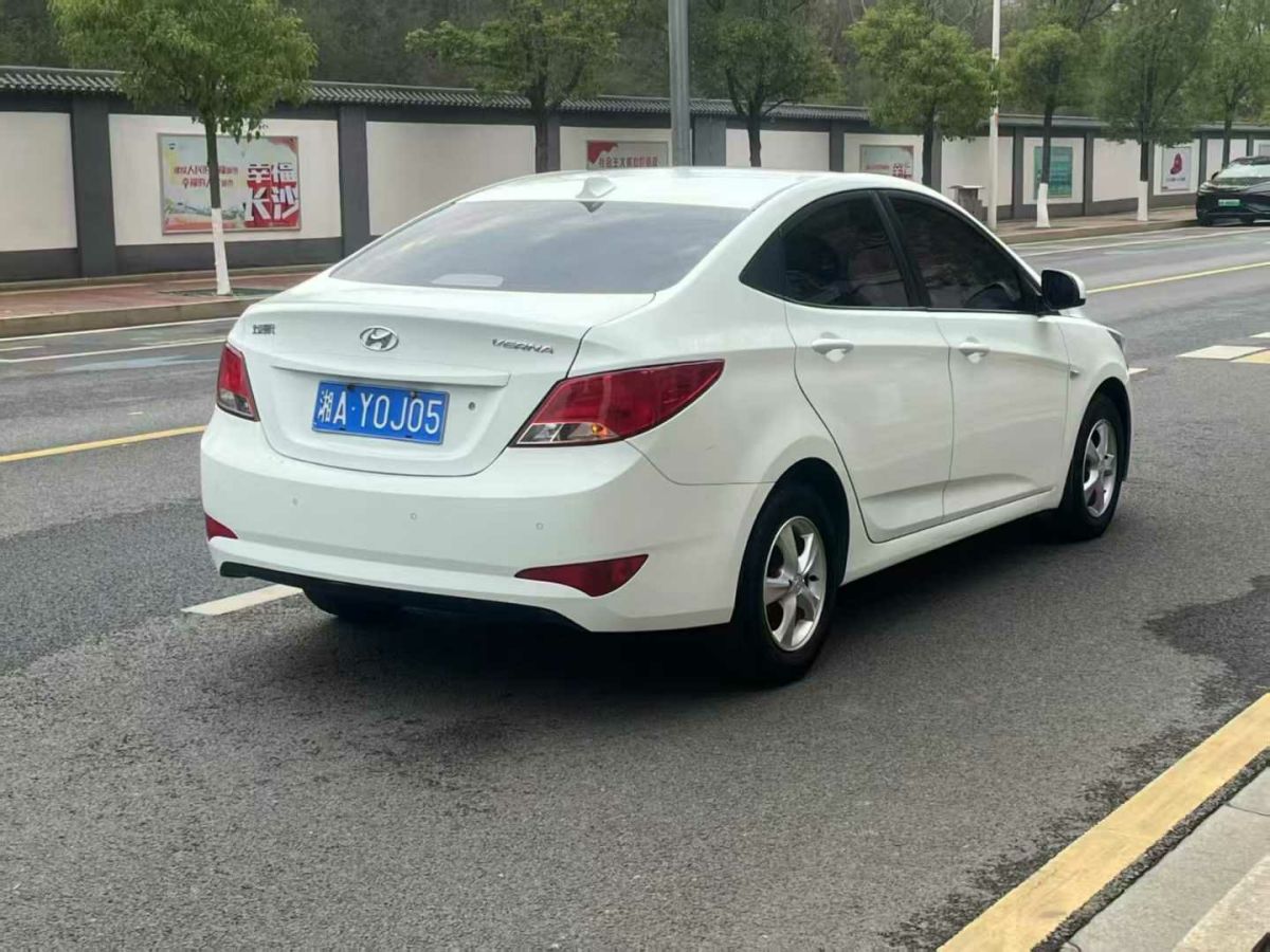 現(xiàn)代 瑞納  2014款 1.4 GLS 智能型圖片