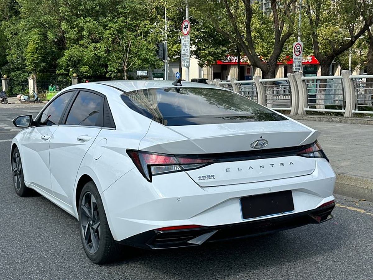 2021年2月現(xiàn)代 伊蘭特  2021款 1.5L GLS領先版