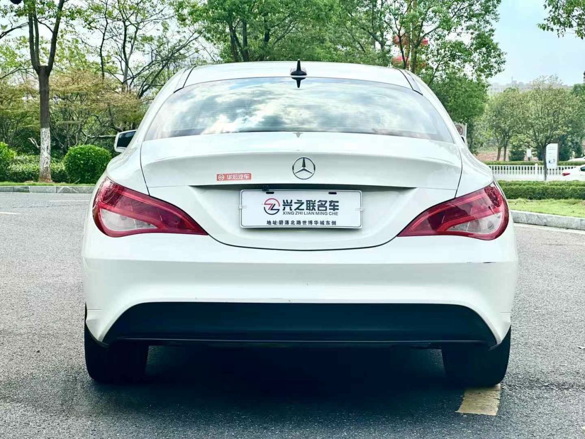 奔馳 奔馳CLA級(jí)  2017款 CLA 180圖片