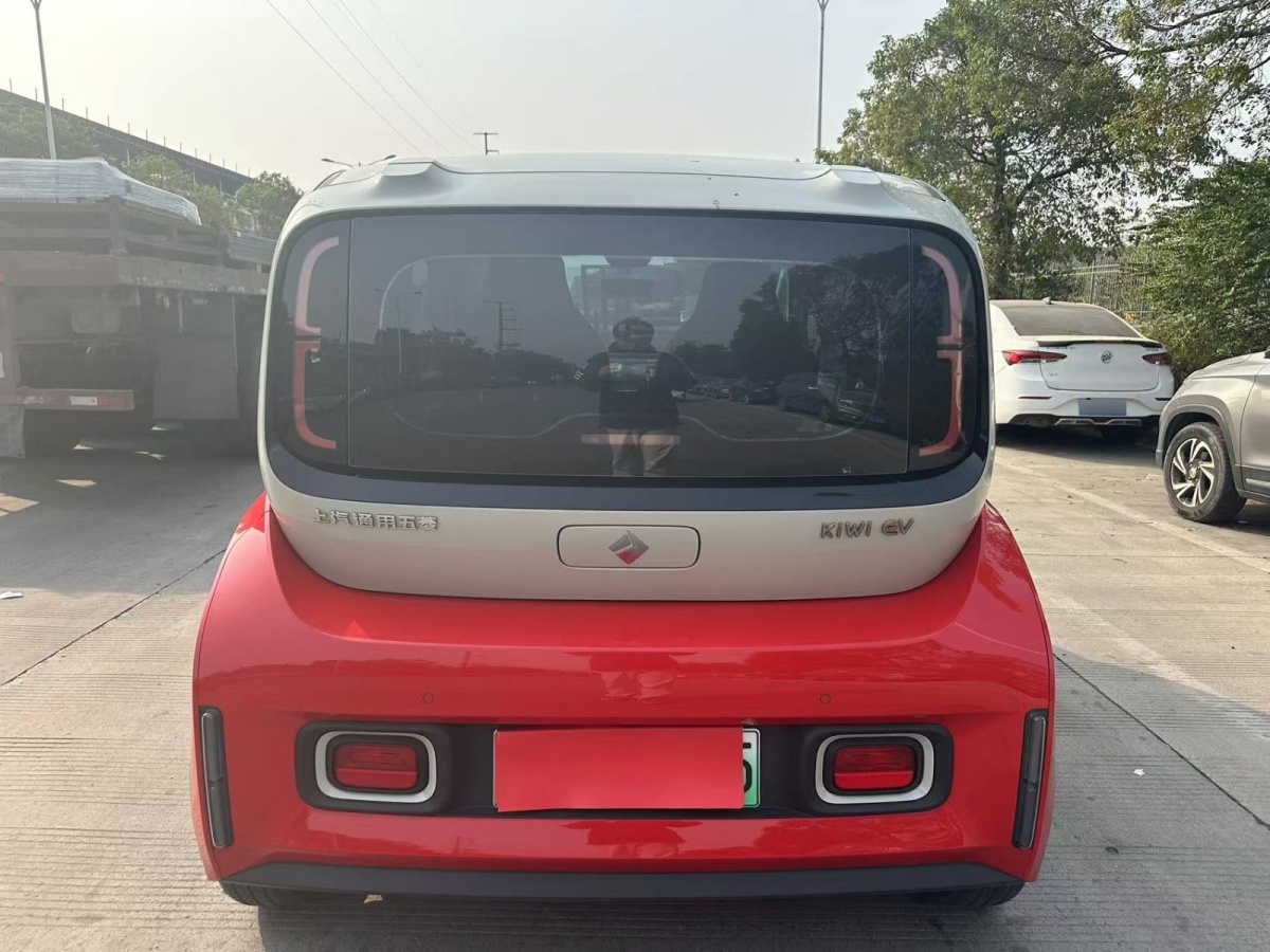 寶駿 寶駿KiWi EV  2021款 設計師 三元鋰圖片