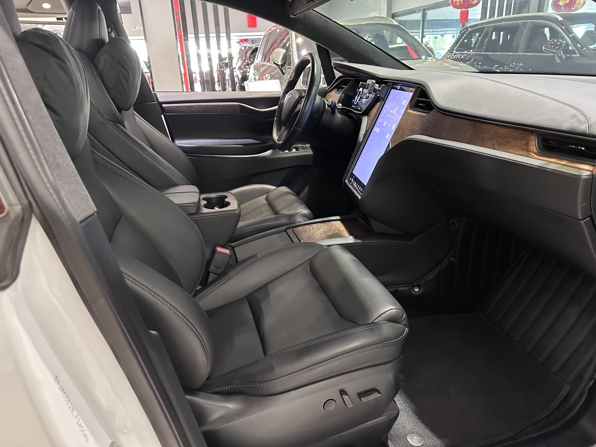 特斯拉 Model X  2019款 長續(xù)航版圖片