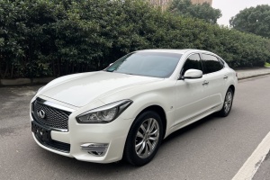 Q70 英菲尼迪 Q70L 2.5L 精英版