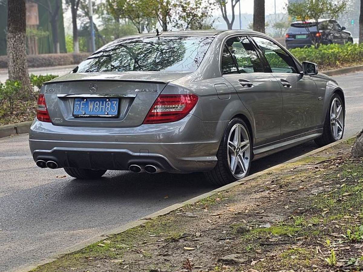 奔馳 奔馳C級(jí)AMG  2012款 AMG C 63 動(dòng)感型圖片