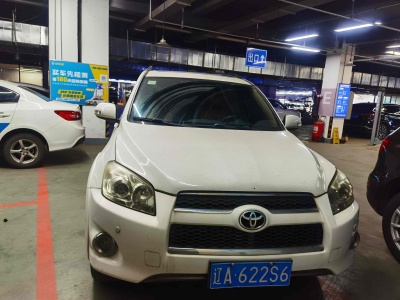 2012年1月 豐田 RAV4 榮放 2.0L CVT兩驅(qū)先鋒版圖片