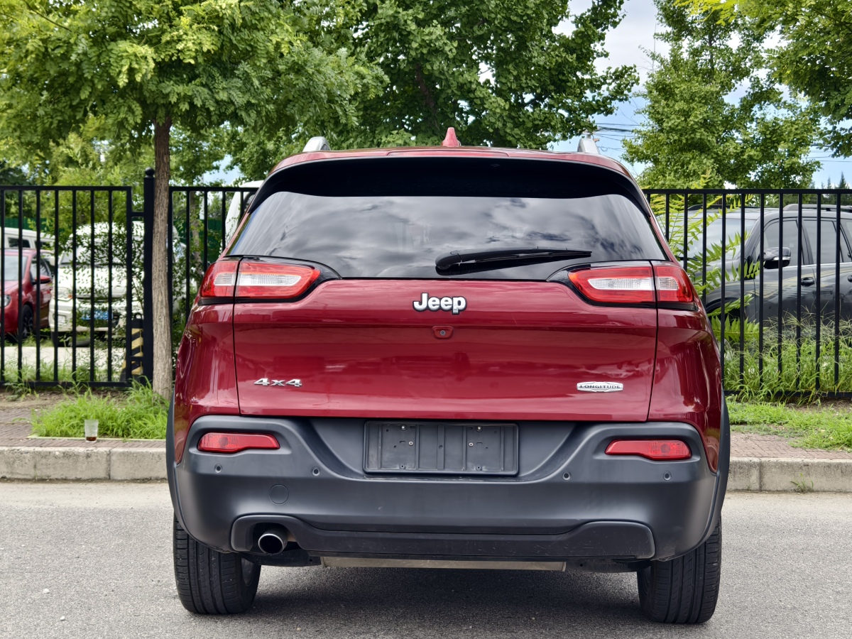 Jeep 自由光  2014款 2.4L 豪华版图片