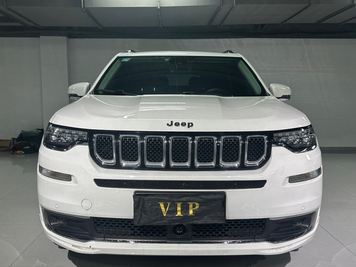 Jeep 大指挥官  2018款 2.0T 四驱智享版 国VI图片